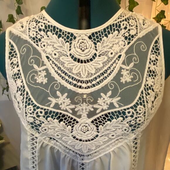 Crochet Lace Women’s Tunic Dress ColorWhite Size Medium - Picture 2 of 5